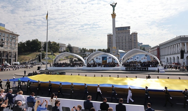 052-unospace-open-трибуни